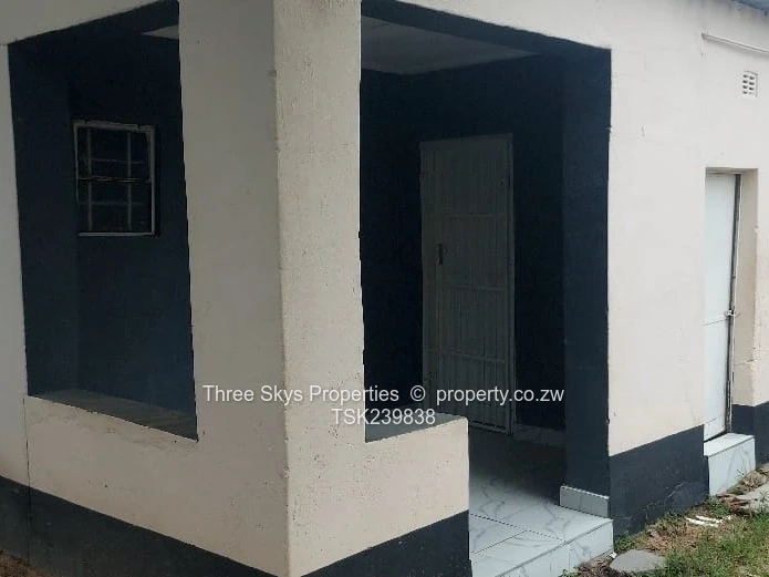 Close To Zindoga Shops