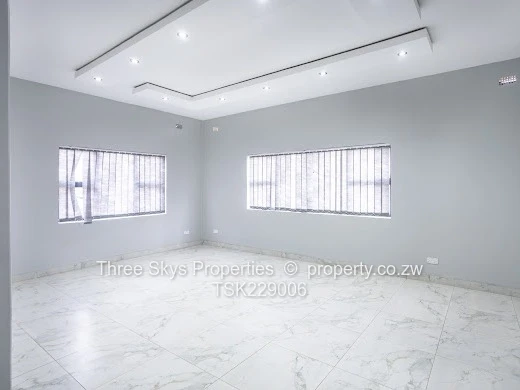 Tynwald South Commercial Property