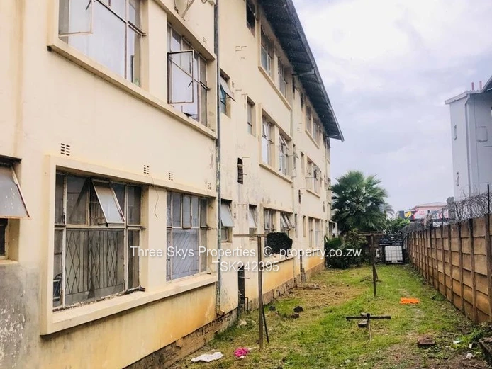 Cbd Flat For Sale