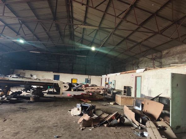 Warehouse & Factory