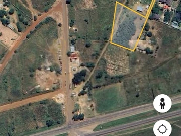 Commercial & Industrial Land