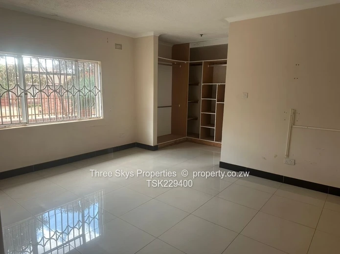 Very Neat And Modern House