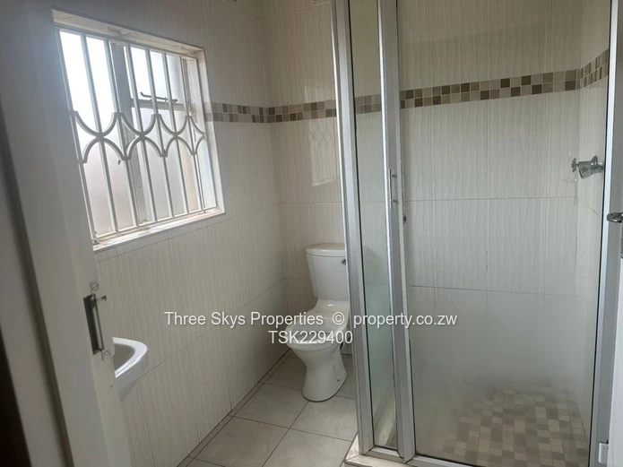 Very Neat And Modern House