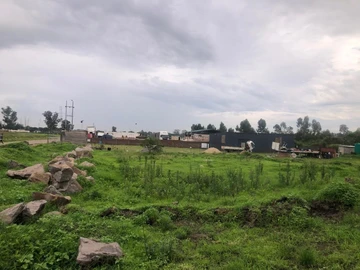 Commercial & Industrial Land